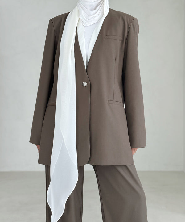 Women's 2PC Set w/ White Mesh Scarf