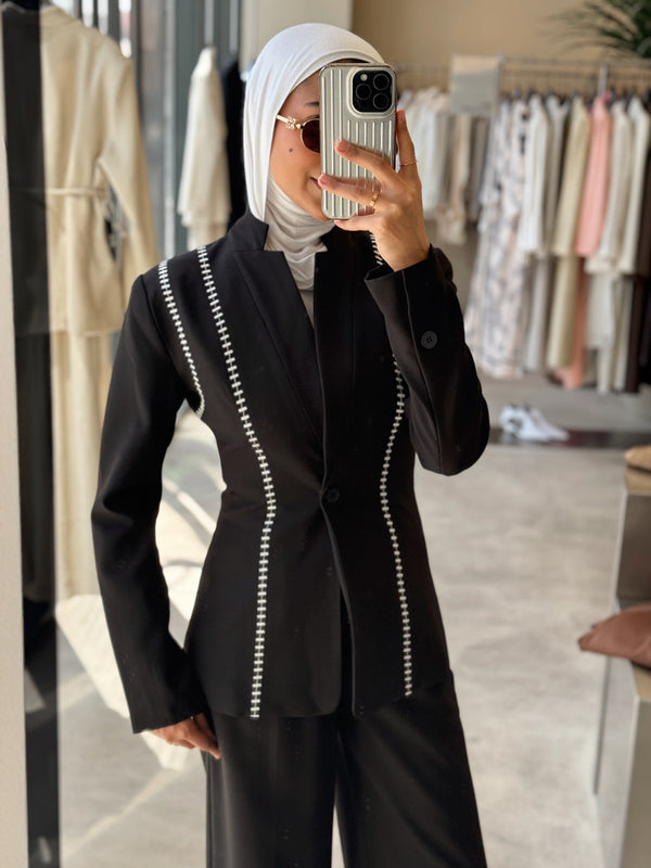 White Embroid 2PC Set