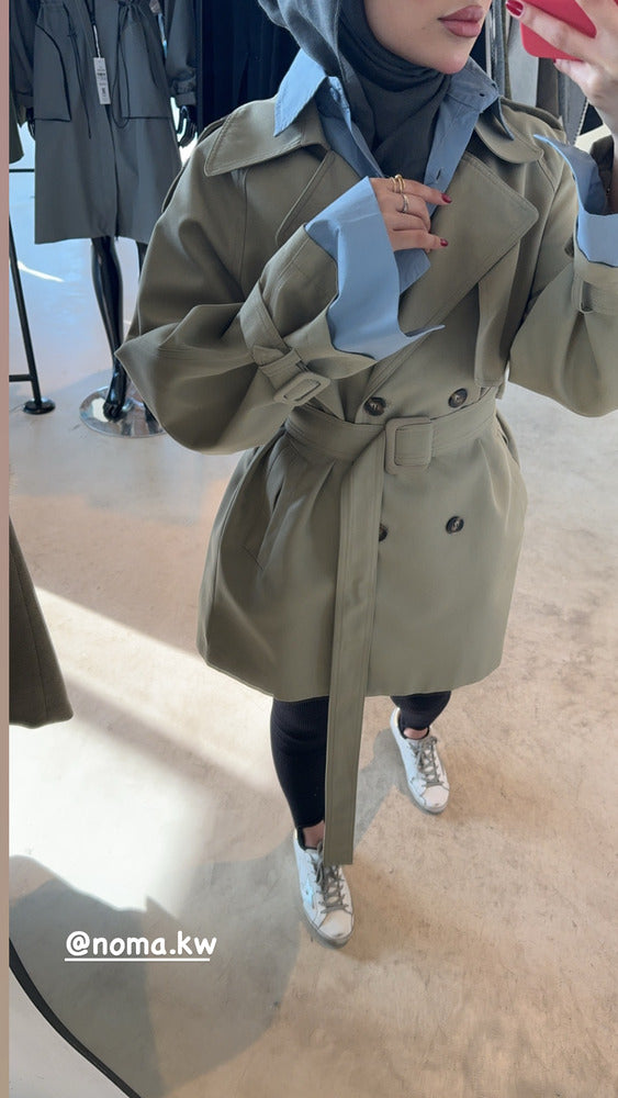 Short Contrast Color Spliced Trench
