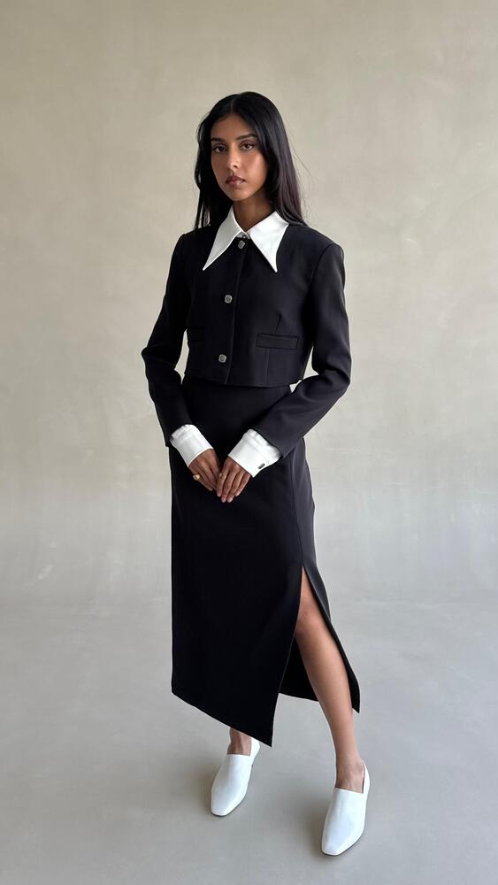 White Pointed Collar Skirt Set