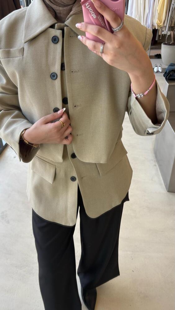 2-in-1 Blazer Vest