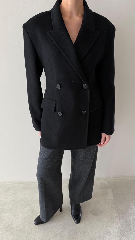 Woolen 4-Button Blazer