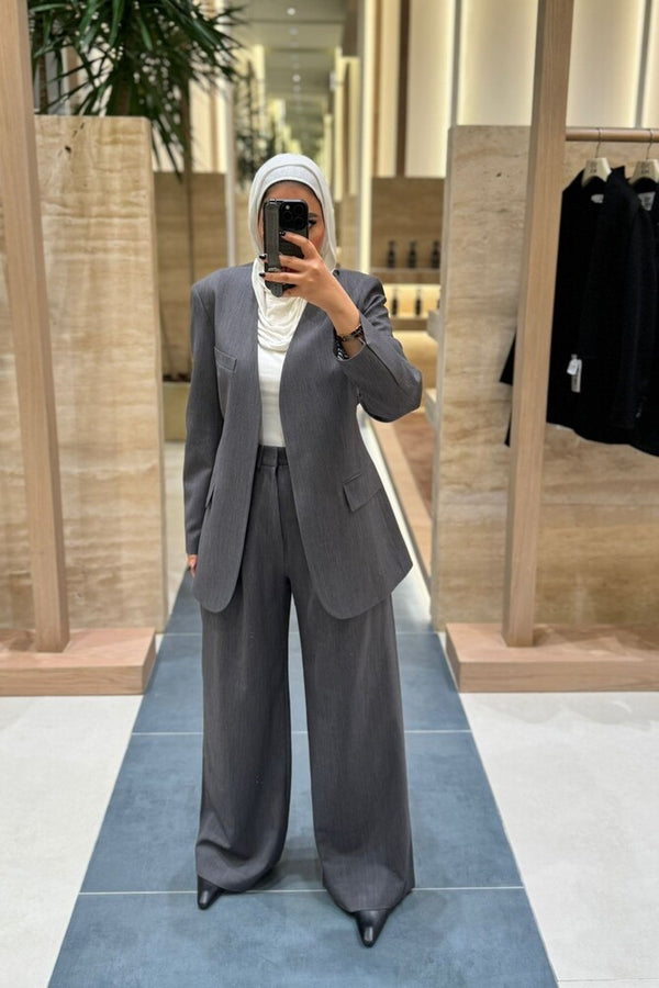 No-collar Striped Folded Waistband Suit
