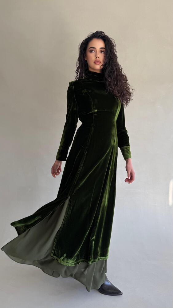 High Neck Velvet  Belted  Kaftan Skirt Set