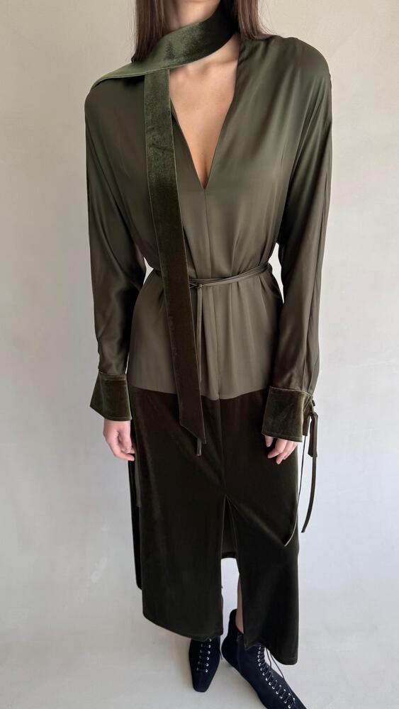 Tie-cuffs Velvet Kaftan