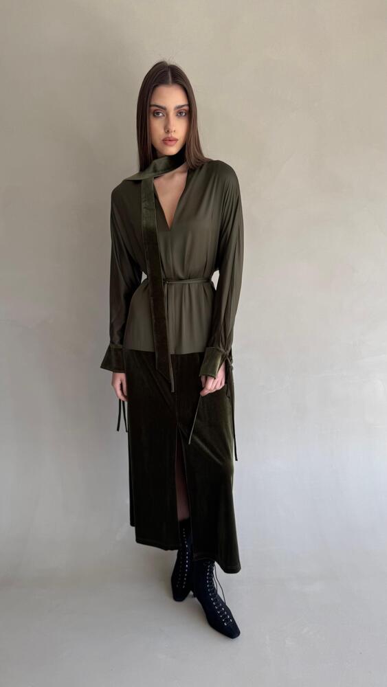 Tie-cuffs Velvet Kaftan