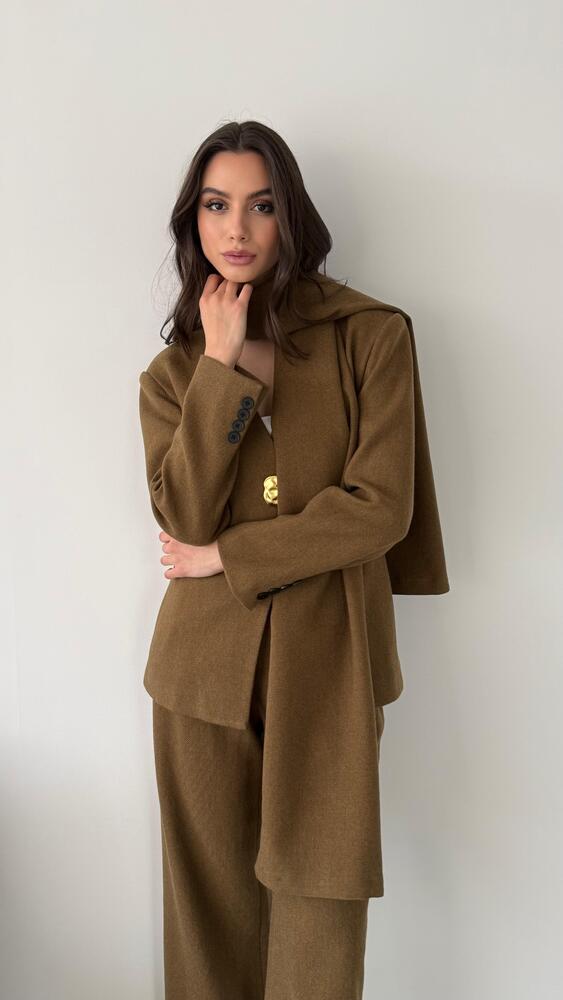 2PC Scarf Set w/ Golden Button