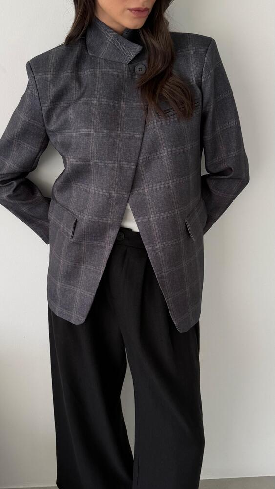 Irregular Plaid Blazer