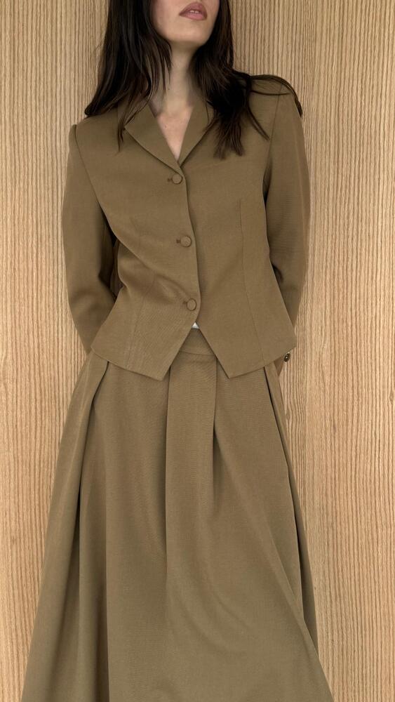 Short Button Blazer Pleated Skirt Set