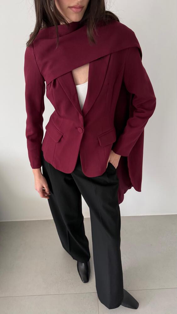 Short Waisted Blazer w/ Scarf