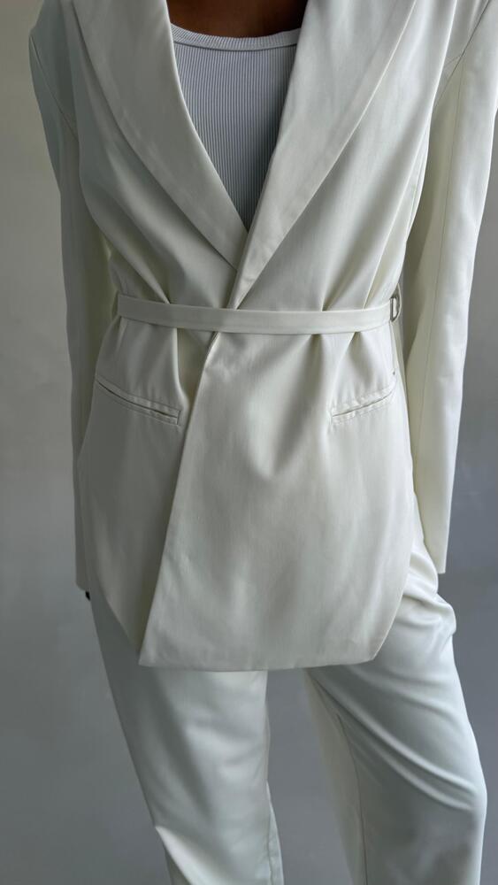 Vanta Belted Set