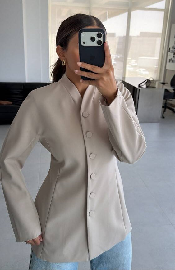 Tailored Mandarin Collar Blazer