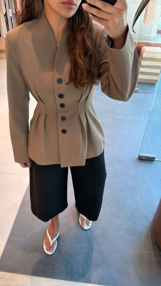 5-Black Button Waist Pleated Blazer