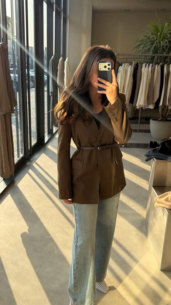 Tri-line Stitch Vneck Blazer w/ Belt
