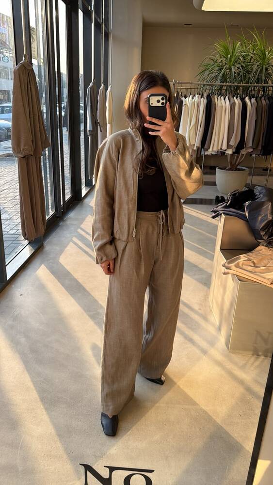 Hidden-zip Short Jacket Set w/ Pants Lace