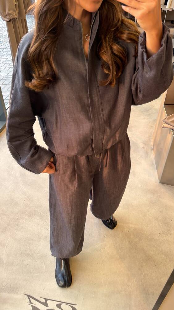 Hidden-zip Short Jacket Set w/ Pants Lace