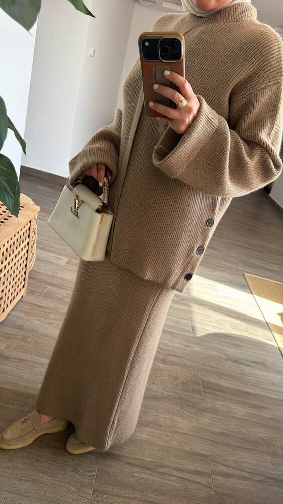 Side Button Knitted Skirt Set