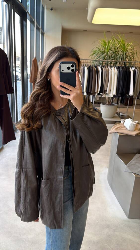 Round neck 2-Panel Leather Jacket