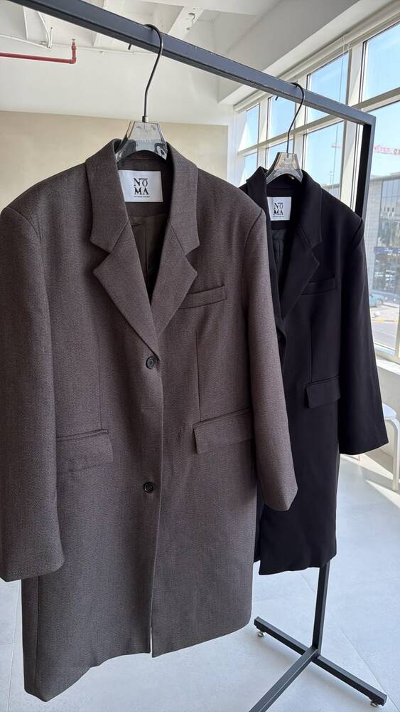 Broad Shoulder Mid-Jacket