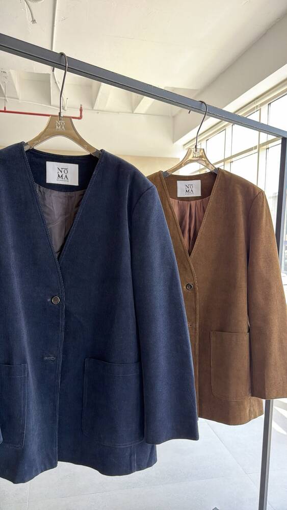 Relaxed V-Jacket