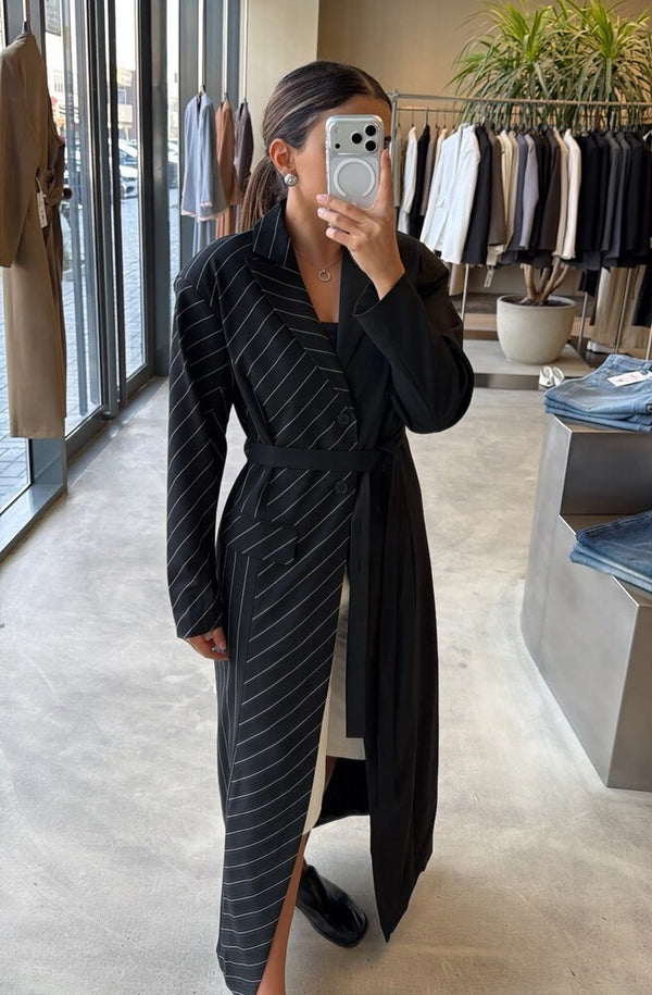 One-side Stripe Long Blazer