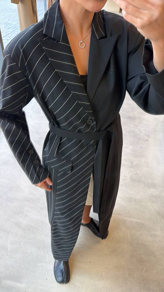 One-side Stripe Long Blazer