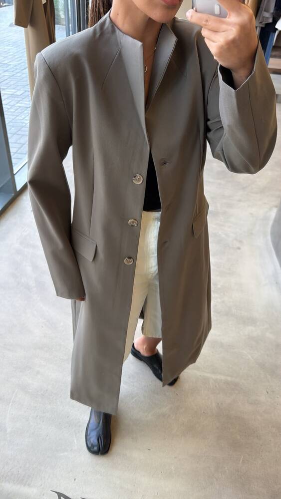 3-button High Neck Long Blazer