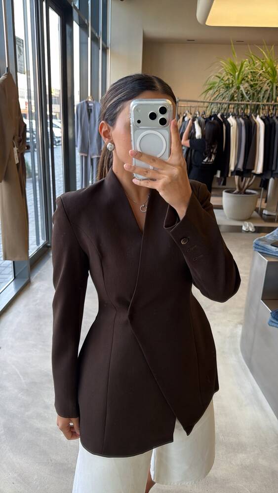 Sculpted V-Neck Blazer