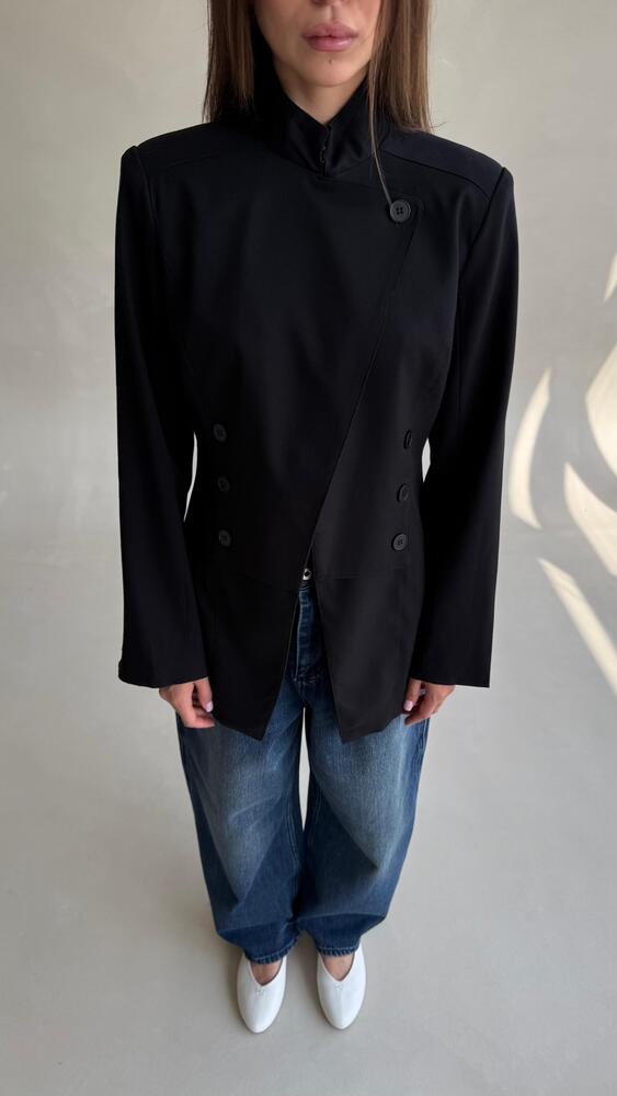 Sleek Mandarin Collar Blazer