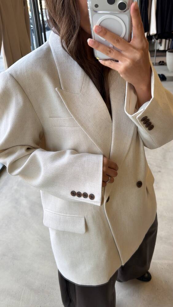 Woolen 2buttons Blazer