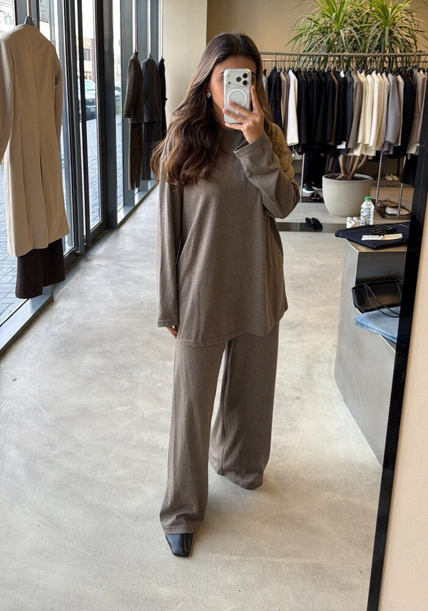 Light Top & Pants  Set