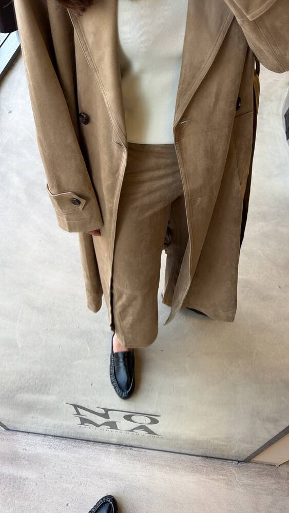 Angled-lapel Suede Trench  Suit