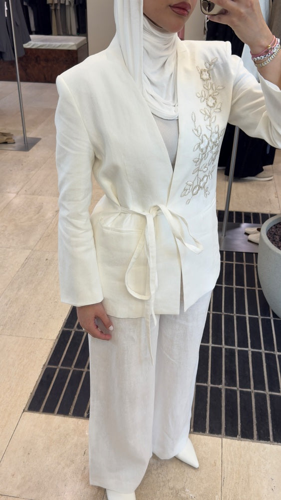Embroidered Collarless Set