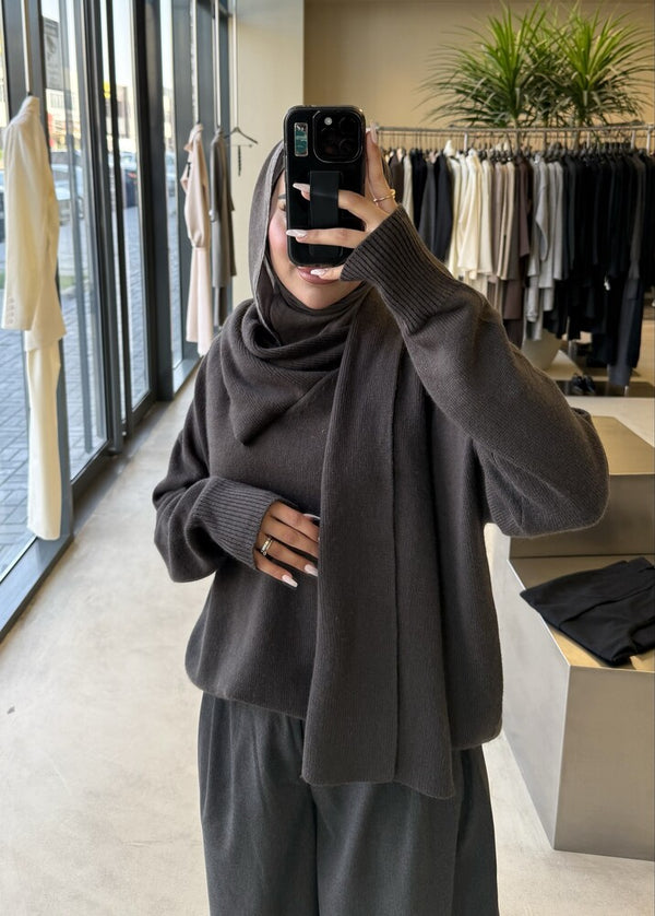 Asymmetrical  Scarf Knitwear