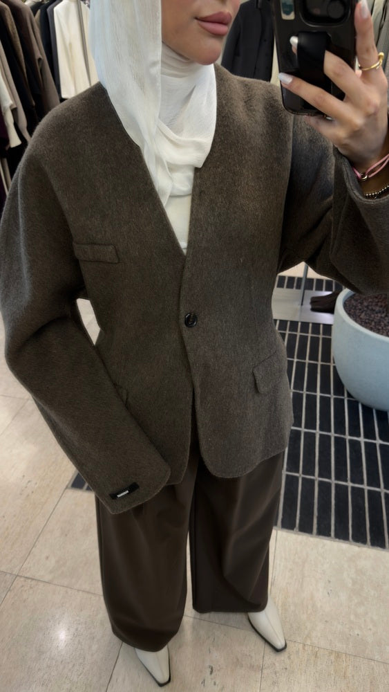 Woolen One-button Blazer Vneck