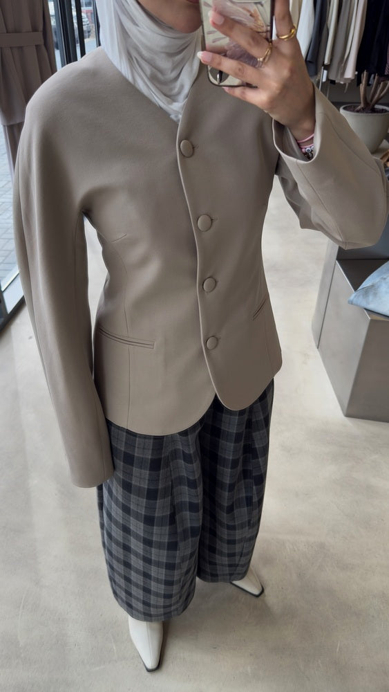 Uncollared Blazer