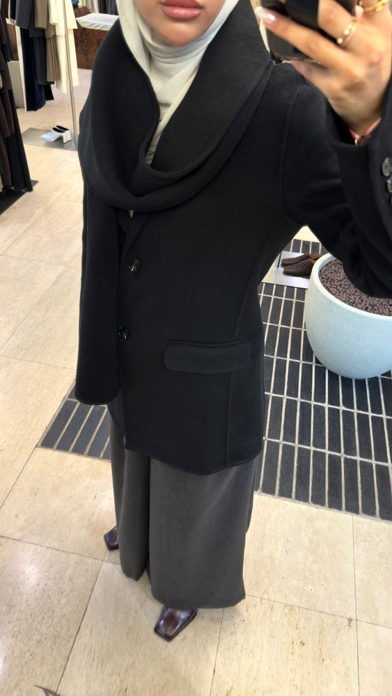 Woolen Slim Fit Jacket w/ Scarf