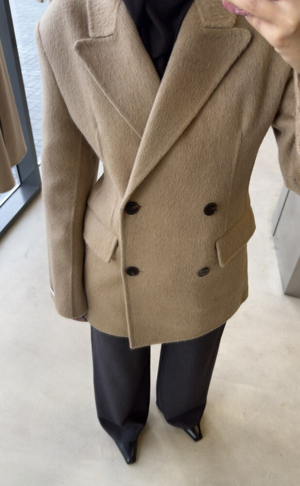 Woolen 4-Button Blazer