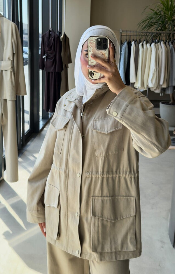 Monochromatic Utility Set
