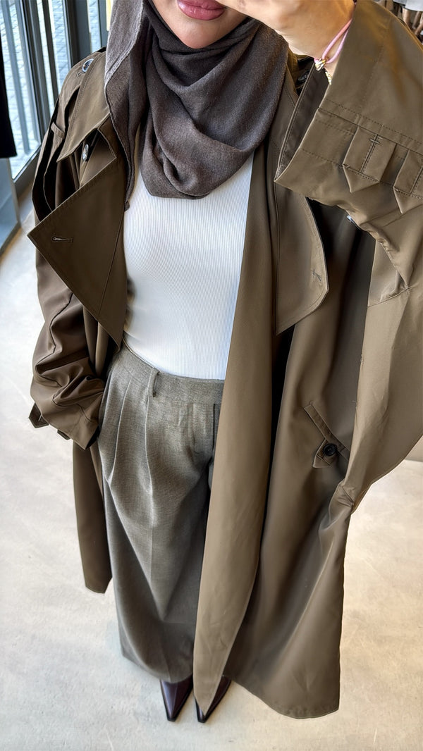 Loose-fitting Light Trench Coat